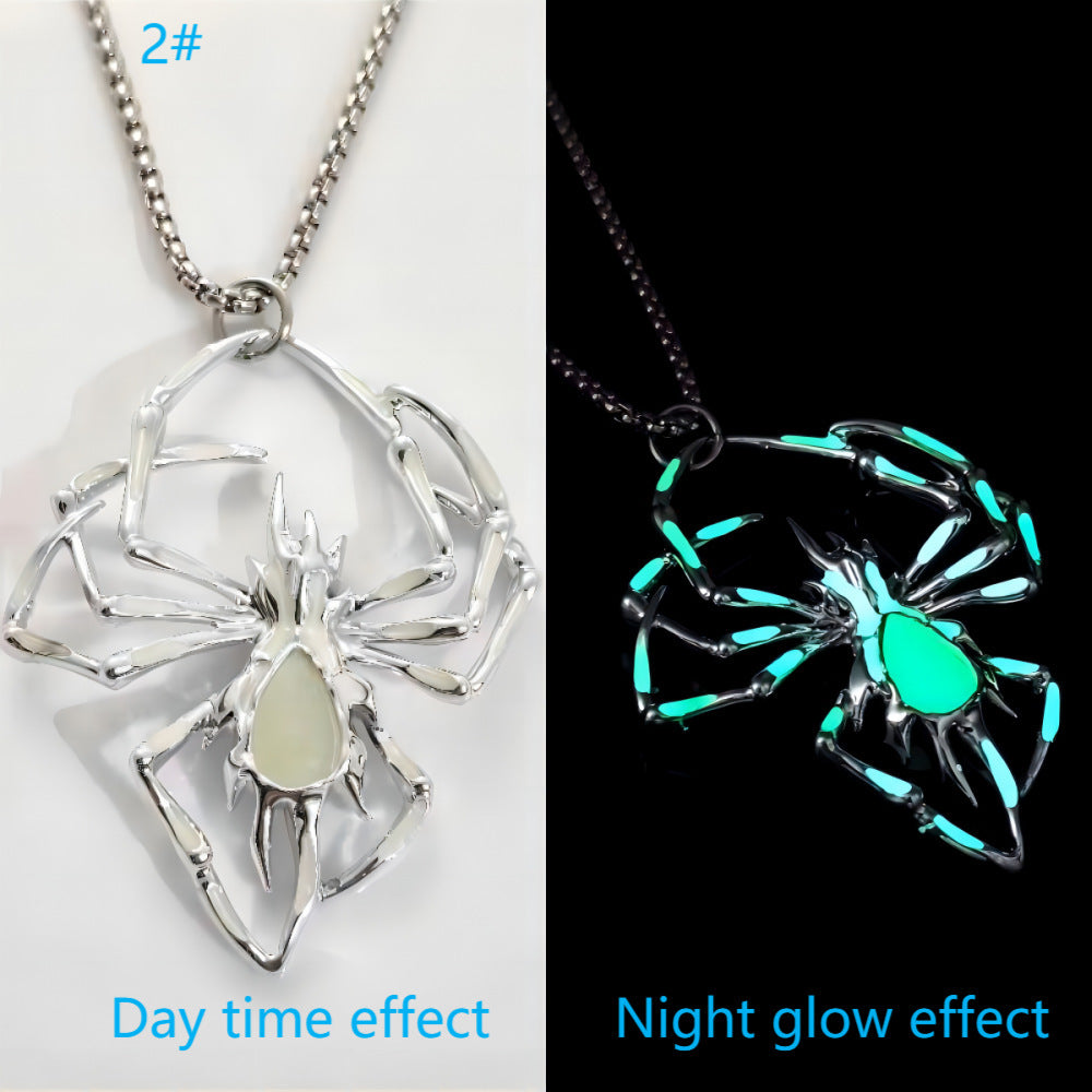 Halloween Creative Stereo Luminous Spider Necklace Jewerly Glowing Night Fluorescence Antique Vintage Glow In The Dark For Men Women Gift Party Halloween Day Club